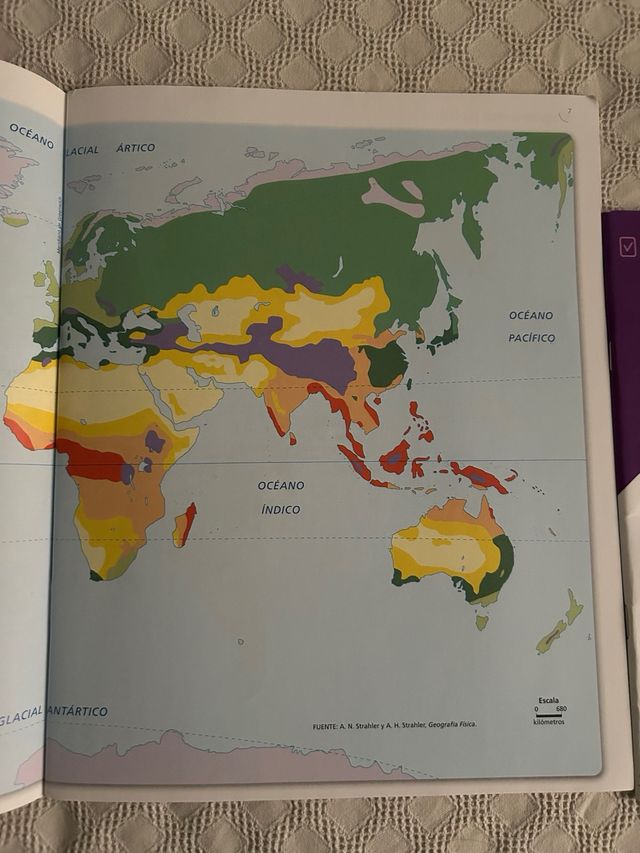 Geografía 3 ESO . Son 2 libros