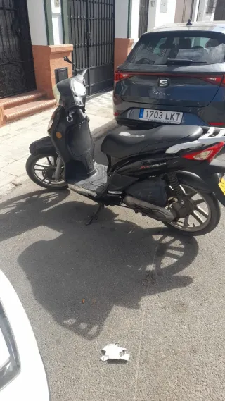 Vespa 49cc Negra