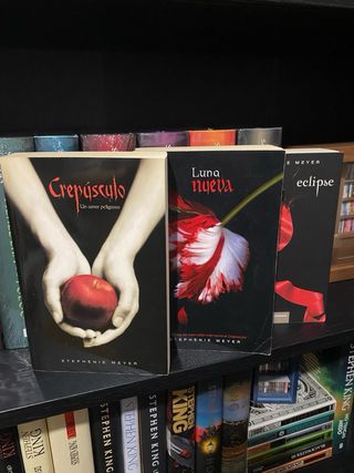 Luna nueva (Saga Crepúsculo 2)