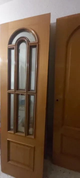 Puertas de madera maciza