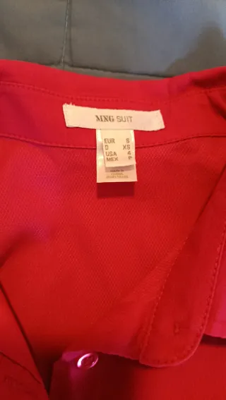 Blusa fucsia manga corta