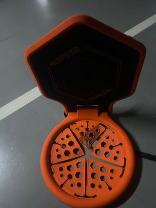 Canasta de juego naranja
