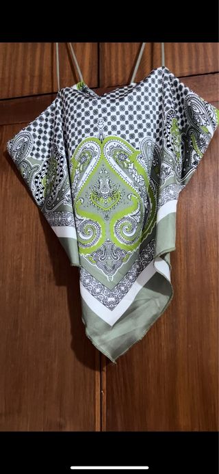 Camisa Estampada Verde y Blanca