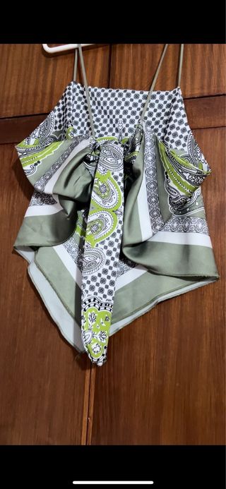 Camisa Estampada Verde y Blanca