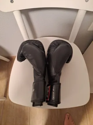 Guantes de Boxeo Leone Negros 10 - OZ