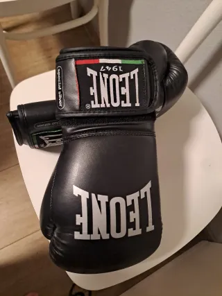 Guantes de Boxeo Leone Negros 10 - OZ