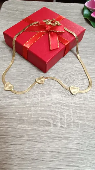 Collar Tres Corazones Dorado