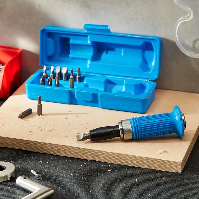 Atornillador de impacto con puntas