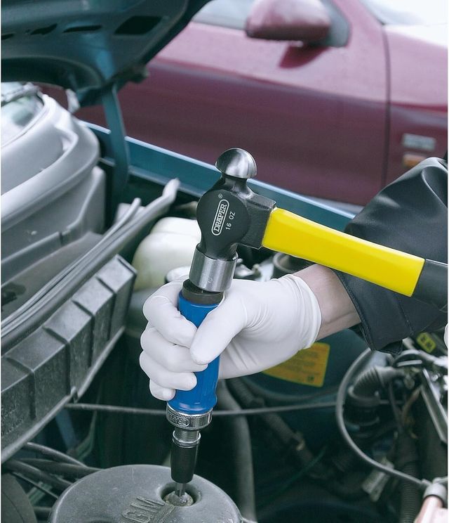 Atornillador de impacto con puntas