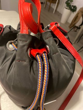 Bolso Bimba y Lola bombonera negro y rojo