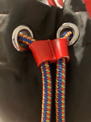 Bolso Bimba y Lola bombonera negro y rojo