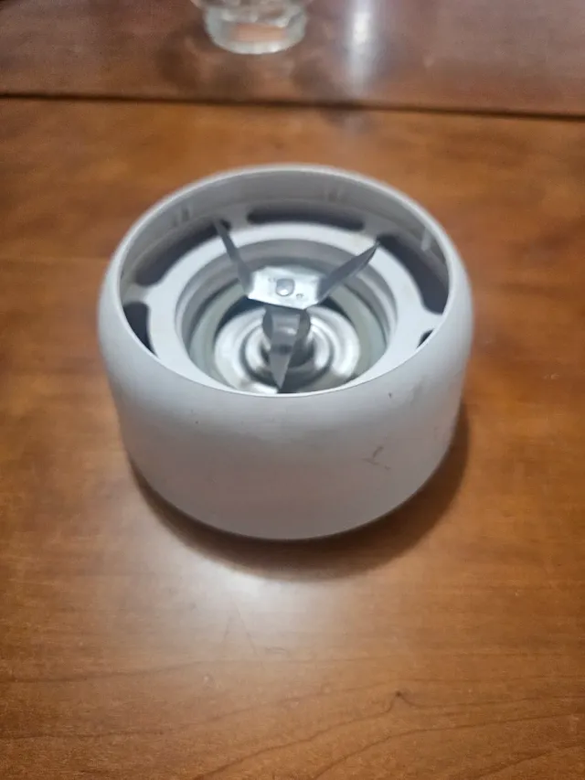 Un vaso de batidora 
1 litro marca Oster