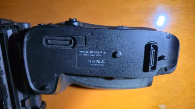 Empuñadura Vertical Nikon D750