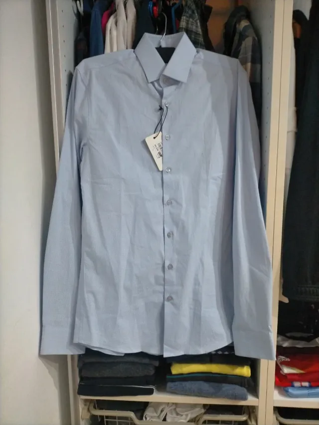 Camisa Calvin Klein azul nueva a estrenar..