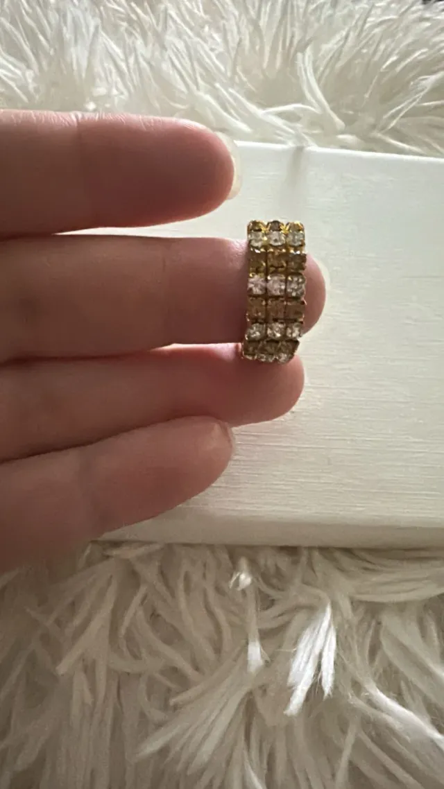 Pendientes largos de piedras rosas