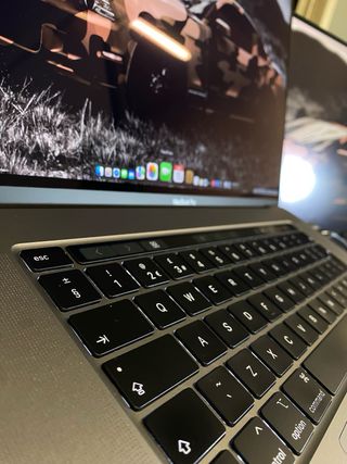 MacBook Pro 64GB/1TB/i9