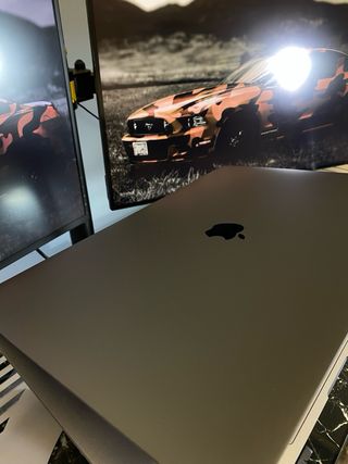 MacBook Pro 64GB/1TB/i9