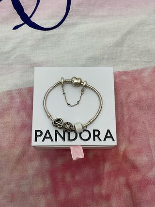 Pulsera Pandora Original con 4 Charms