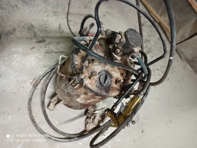 Tanque de pintura con pistola