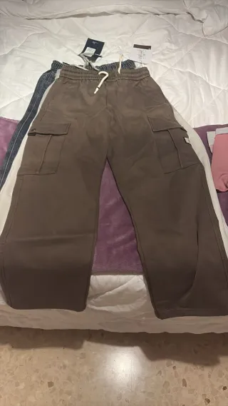 Pantalones largo anchos de moda