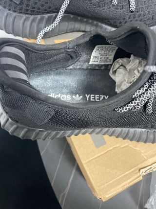 Adidas Yeezy 350 Boost 37 e un terzo