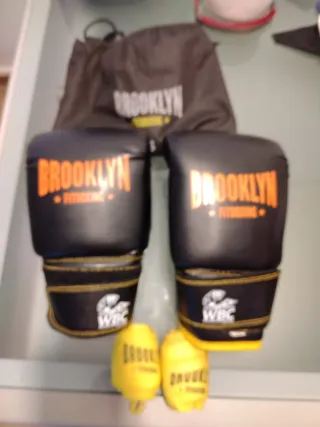 Guantes Boxeo Brooklyn WBC Negros.Talla S.