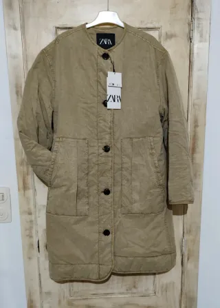 Chaqueta Zara acolchada  verde militar claro