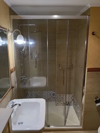 Montaje Mampara Baño