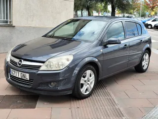 Opel Astra 2009