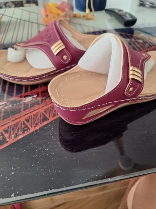 Sandalias cuña talla 38 nuevas