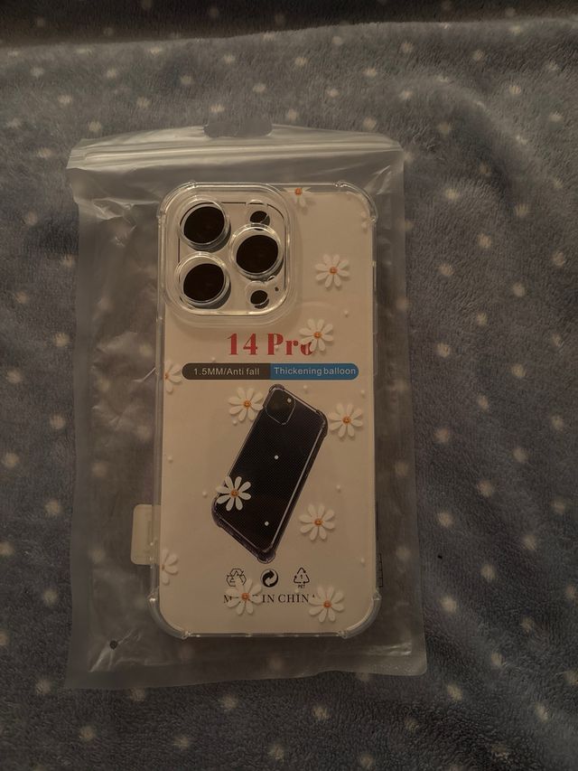 2 Fundas iPhone 14 pro