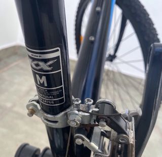 Bicicleta R26 Negra y Azul
