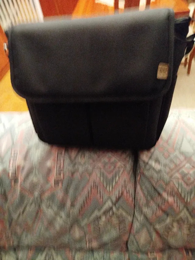Bolso negro para silla de bebé