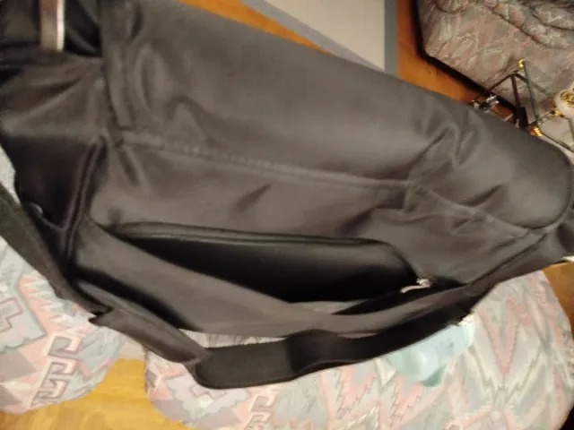 Bolso negro para silla de bebé