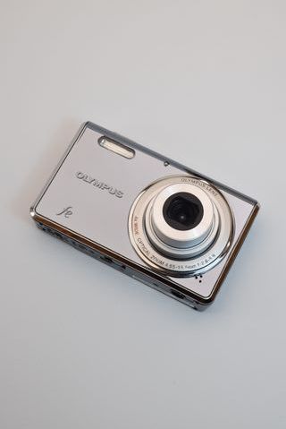 Cámara Olympus FE-4000