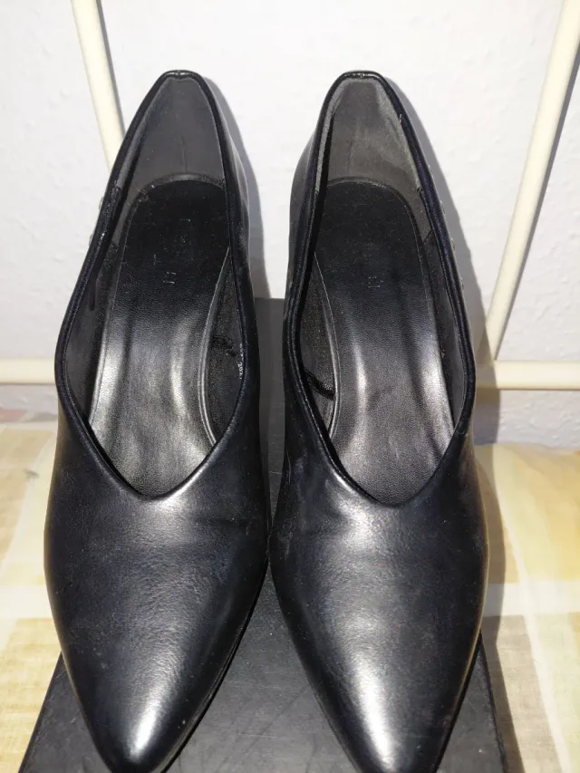 Zapatos de tacón negros para bodas