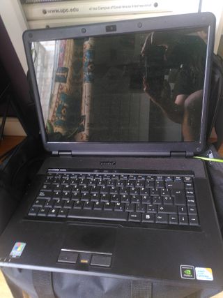 Portátil Innobo INN15308 15.4"