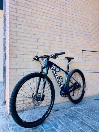 Bicicleta Montaña carbono 29”