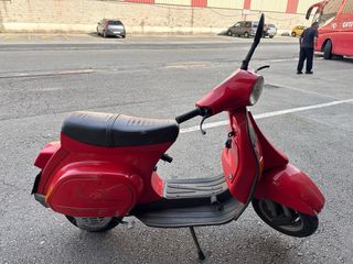 Vespa 75cc Roja ITV en vigor