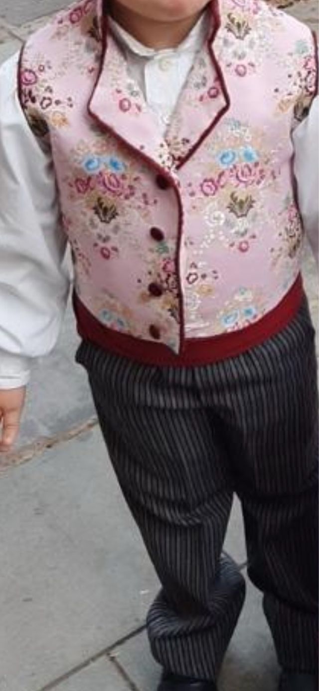 Chaleco infantil floral rosa