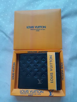 Billetera de piel Louis Vuitton