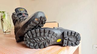 Botas montaña Asolo hombre T.44