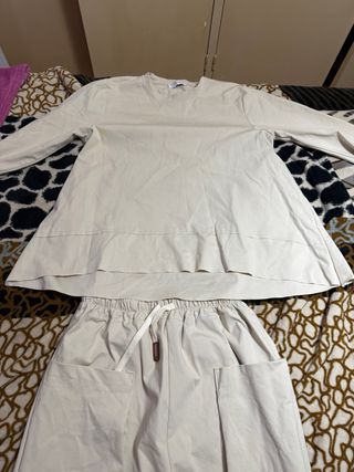 Conjunto chándal beige