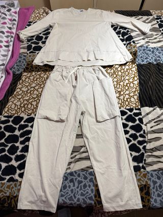 Conjunto chándal beige