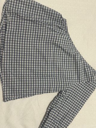 Blusa de cuadros azul y blanco
