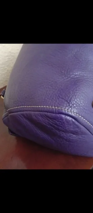 Bolso Purificación García Piel Morado berenjena.