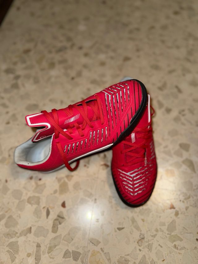 Zapatillas de fútbol sala Kipsta rojas