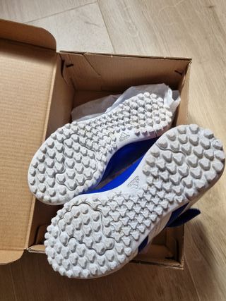 Botas de fútbol Adidas Predator Club H&L TF 3