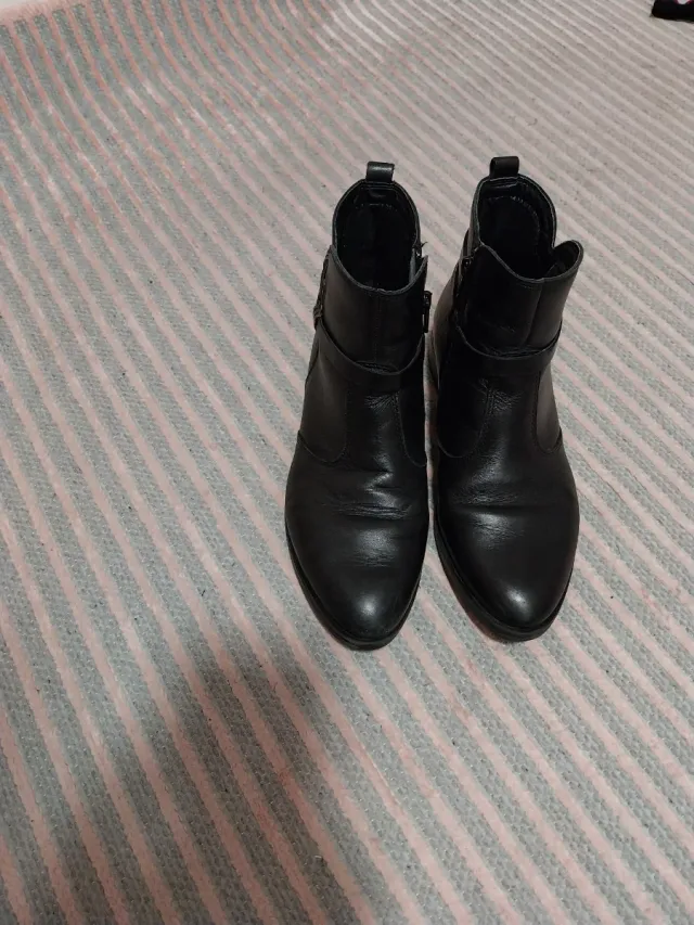 Botines de piel negros talla 37