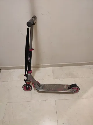 Patinete Oxelo + casco de regalo